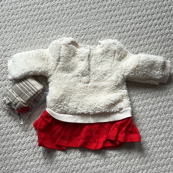 NWT - Minnie Mouse Disney Holiday Dress Set. Size 6-9 months. - Picture 4 of 8